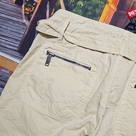 Diesel Belted Yellow Capri Pants Size 25 New - Picture 6 of 6